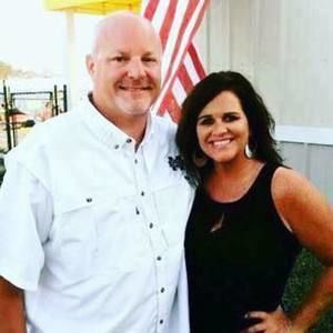 Meet your Posher, Laurie